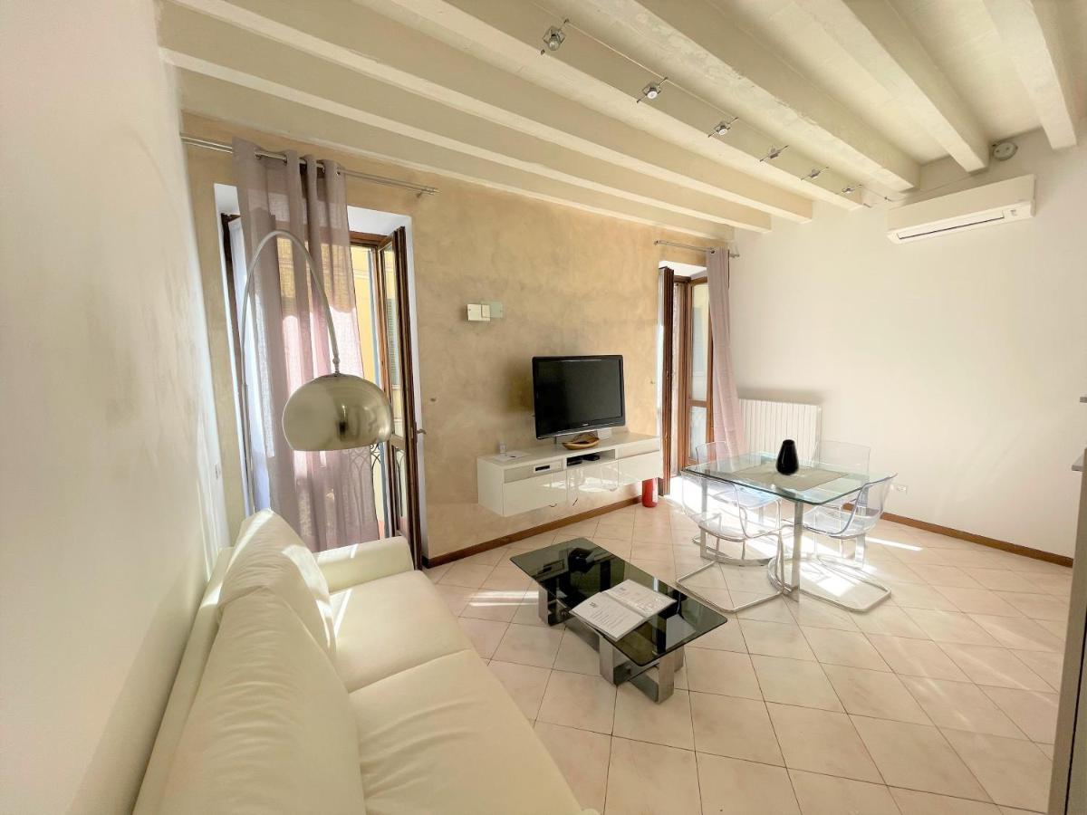 Desenzanoloft Le Petit Bijou - Restyling 2025 - Downtown Desenzano del Garda Eksteriør bilde