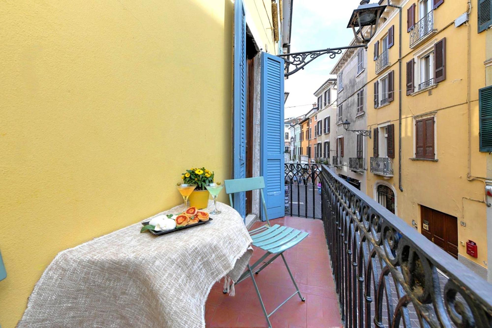 Desenzanoloft Le Petit Bijou - Restyling 2025 - Downtown Desenzano del Garda Eksteriør bilde