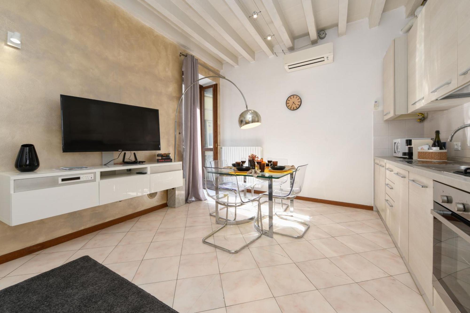 Desenzanoloft Le Petit Bijou - Restyling 2025 - Downtown Desenzano del Garda Eksteriør bilde