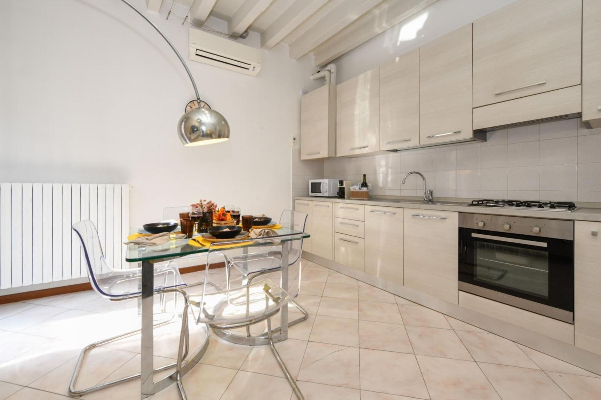 Desenzanoloft Le Petit Bijou - Restyling 2025 - Downtown Desenzano del Garda Eksteriør bilde